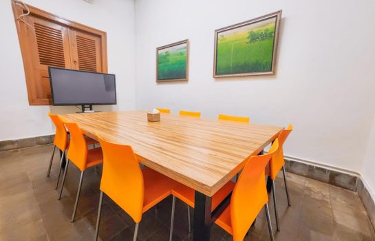 meeting room 2-1200x900